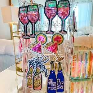 Wine / happy hour earrings !!! 🍷🥂🍸